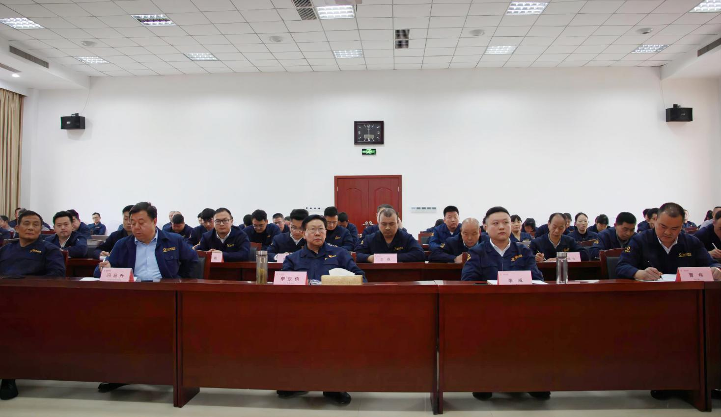 傳承?創(chuàng)新?超越┃鄭州瑞泰召開四月份月度管理會